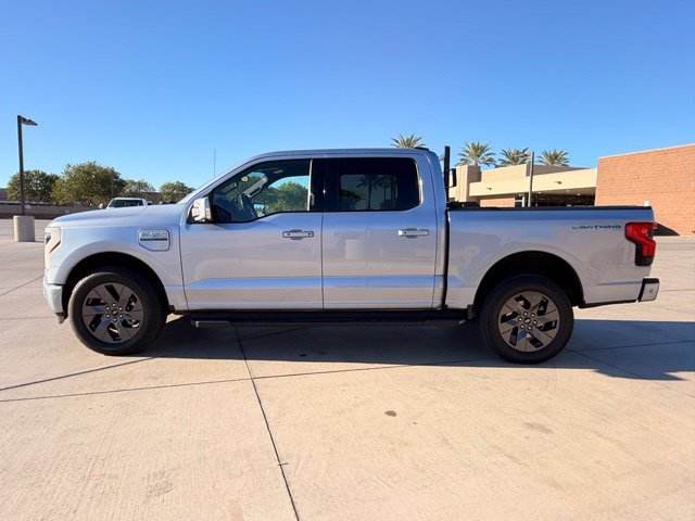 Used 2022 Ford F150 Lightning Lariat AWD/4WD image 10