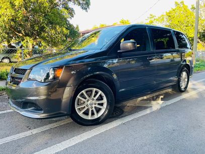Used 2016 Dodge Grand Caravan SE