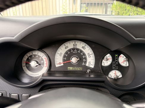 Used 2007 Toyota FJ Cruiser 4WD image 24