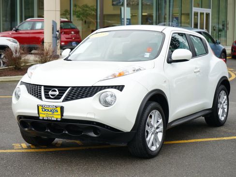 Used 2013 Nissan Juke S image 1