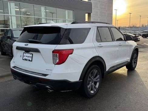 Certified 2023 Ford Explorer XLT w/ Equipment Group 202A image 39