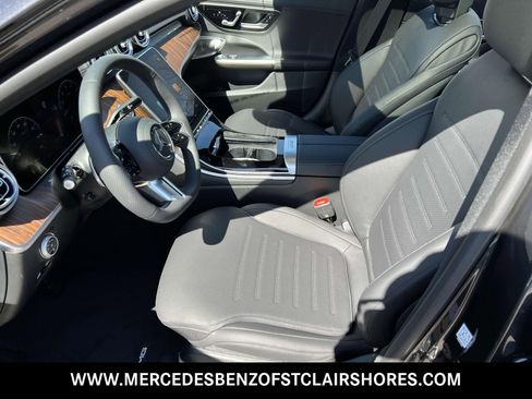Used 2025 Mercedes-Benz C 300 4MATIC Sedan image 24