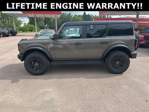 New 2025 Ford Bronco Outer Banks w/ Sasquatch Package AWD/4WD image 5