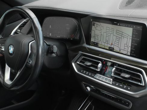Used 2020 BMW X5 sDrive40i w/ Premium Package image 11