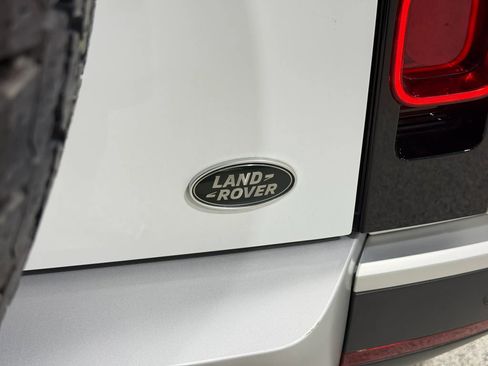 Used 2020 Land Rover Defender 110 S AWD/4WD image 75