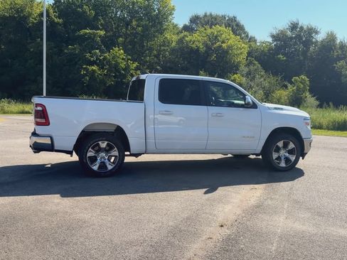 Used 2023 RAM 1500 Laramie AWD/4WD image 9