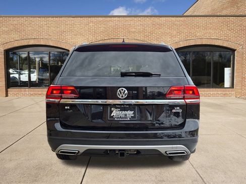 Used 2019 Volkswagen Atlas SE w/ Panoramic Sunroof Package image 4