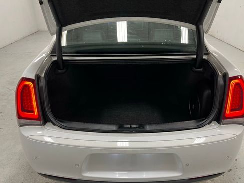 Used 2023 Chrysler 300 S image 25