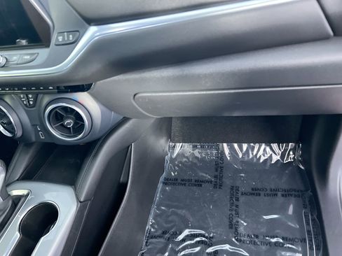Used 2021 Chevrolet Blazer LT w/ Midnight/Sport Edition FWD image 31