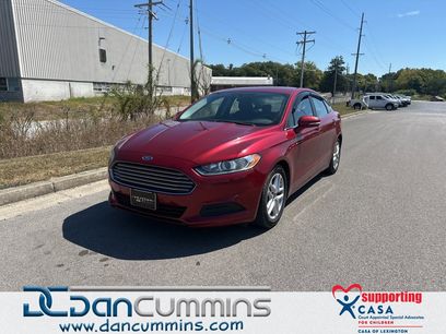 Used 2016 Ford Fusion SE