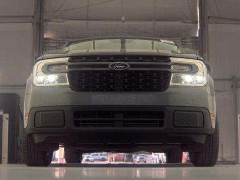 Used 2022 Ford Maverick XLT w/ Equipment Group 300A Standard AWD/4WD image 2