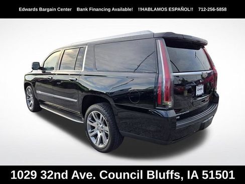 Used 2016 Cadillac Escalade ESV Luxury AWD/4WD image 5