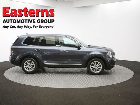 Used 2022 Kia Telluride LX image 46