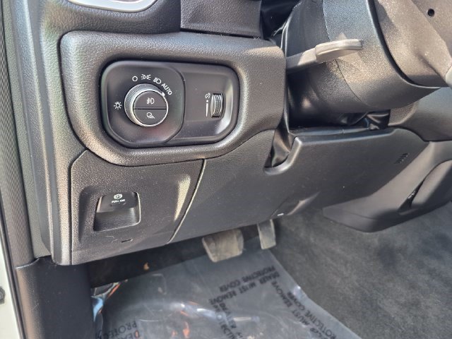 Used 2022 RAM 1500 Big Horn AWD/4WD image 23