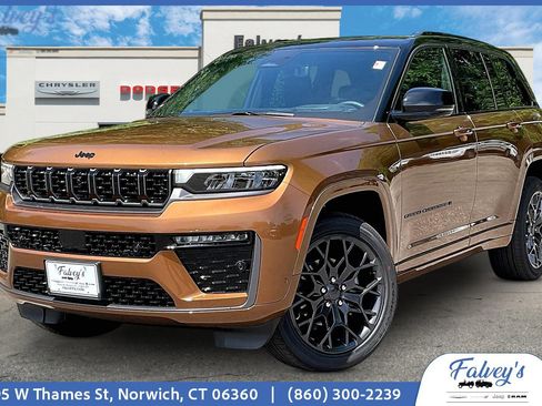 New 2026 Jeep Grand Cherokee Summit AWD/4WD image 1