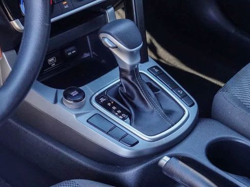 Certified 2022 Kia Seltos LX image 16