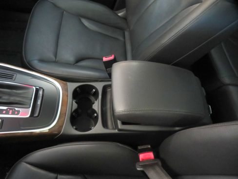Used 2016 Audi Q5 2.0T Premium AWD/4WD image 42