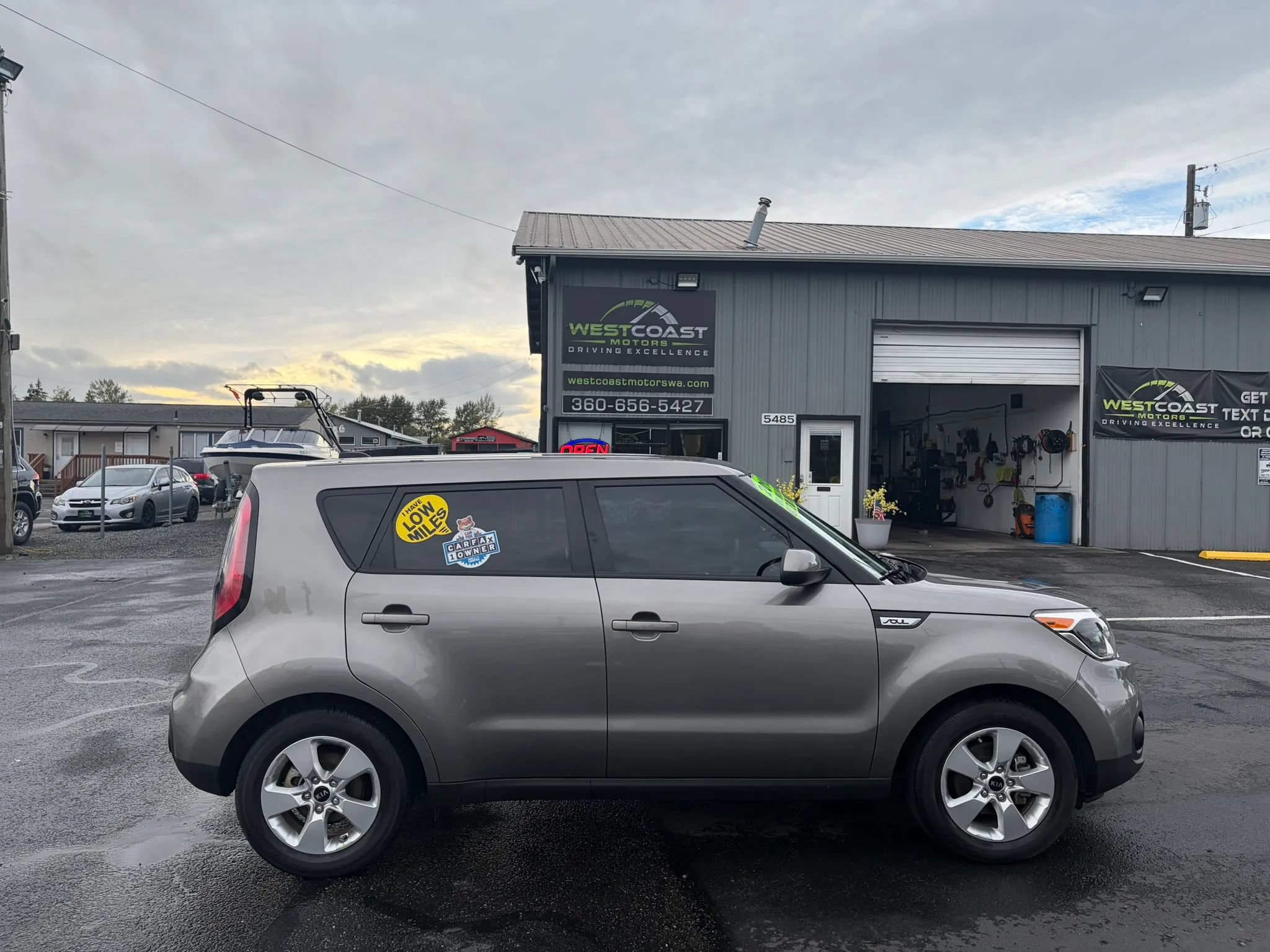 Used 2018 Kia Soul w/ Convenience Package FWD image 9