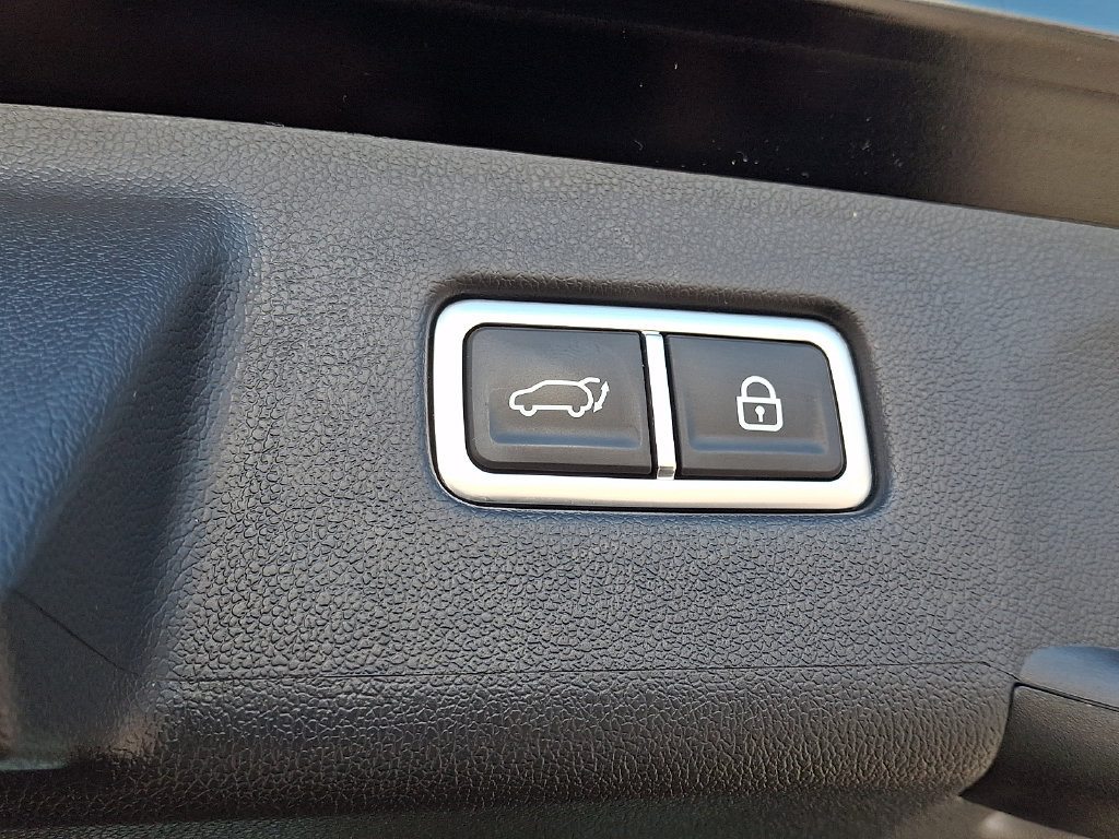 Used 2023 Kia Sorento EX AWD/4WD image 28