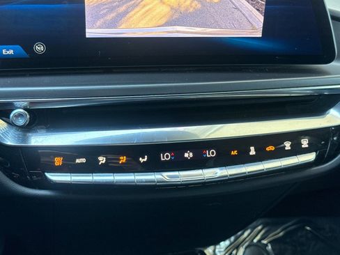 Used 2024 Cadillac Lyriq Tech image 20