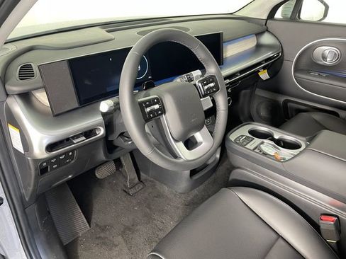 New 2026 Hyundai Ioniq 9 SEL AWD/4WD image 2