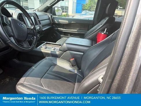 Used 2019 Ford Expedition Limited w/ Equipment Group 301A AWD/4WD image 2