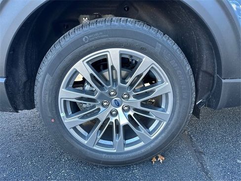 New 2026 Ford Explorer Active image 13