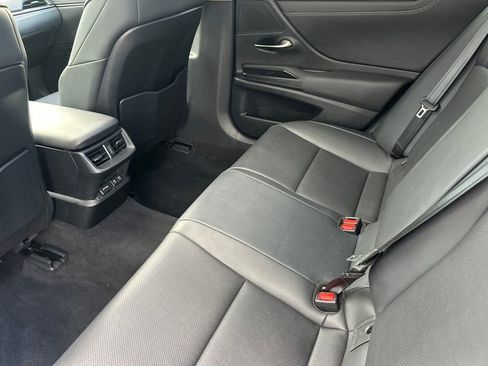 Used 2019 Lexus ES 350 image 12