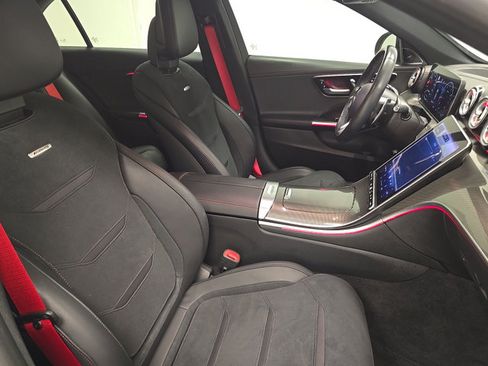 Used 2024 Mercedes-Benz C 43 AMG 4MATIC Sedan image 6