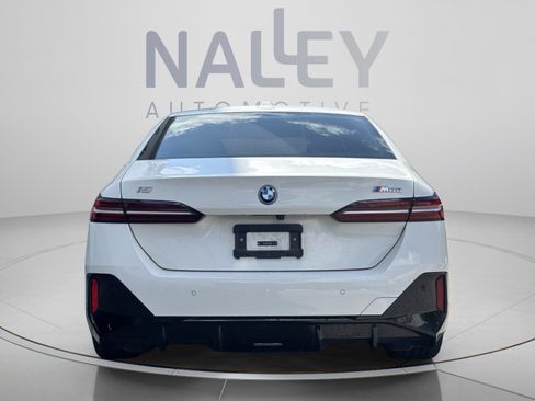 Used 2024 BMW i5 M60 AWD/4WD image 3