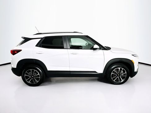 Used 2024 Chevrolet TrailBlazer LT image 10