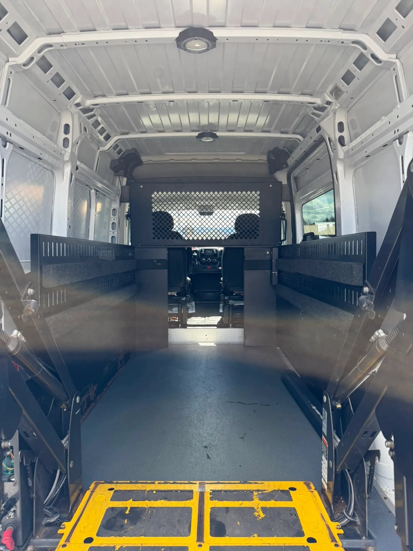 Used 2016 RAM ProMaster 1500 FWD image 9