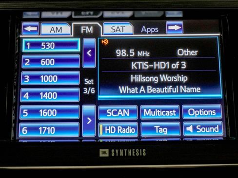 Used 2014 Toyota Avalon Limited image 24