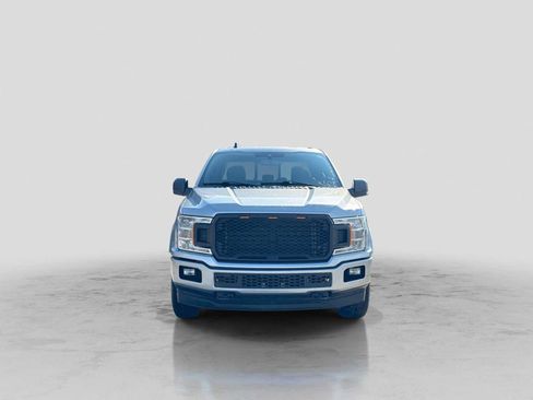 Used 2020 Ford F150 XLT w/ Equipment Group 302A Luxury AWD/4WD image 9