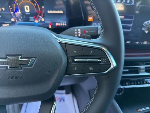 New 2026 Chevrolet Traverse Z71 w/ Enhanced Driving Package AWD/4WD image 21
