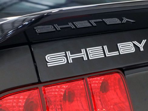 Used 2007 Ford Mustang Shelby GT500 RWD image 10