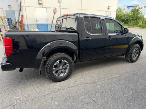 Used 2018 Nissan Frontier PRO-4X AWD/4WD image 23