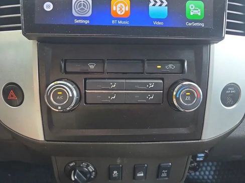 Used 2012 Nissan Frontier PRO-4X AWD/4WD image 26