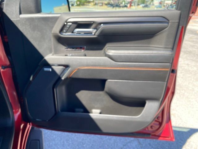 Used 2024 GMC Sierra 1500 AT4 w/ Technology Package AWD/4WD image 22