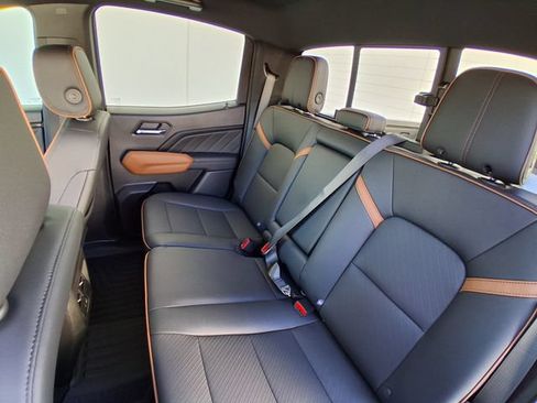 Used 2026 GMC Canyon AT4 w/ AT4 Premium Package AWD/4WD image 25