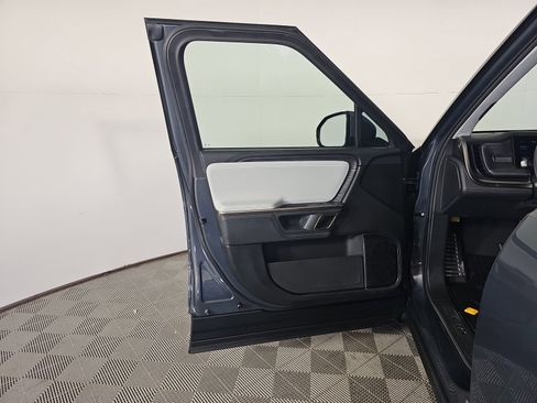 Used 2024 Rivian R1S Adventure image 16