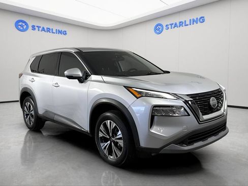 Used 2021 Nissan Rogue SV FWD image 13