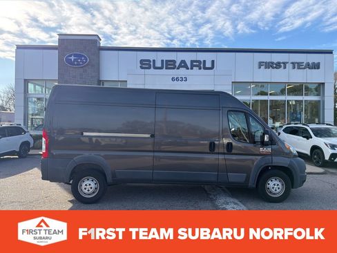 Used 2018 RAM ProMaster 2500 w/ Interior Convenience Group image 1