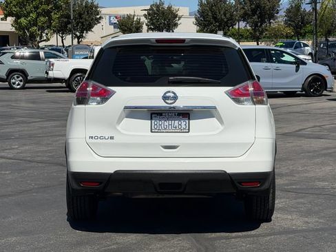 Used 2016 Nissan Rogue S FWD image 7