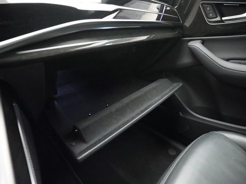 Certified 2025 Audi Q7 3.0T Premium Plus AWD/4WD image 32