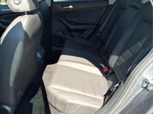 Certified 2024 Volkswagen Jetta SE FWD image 10