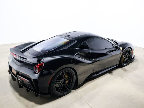 Used 2020 Ferrari 488 Pista image 74