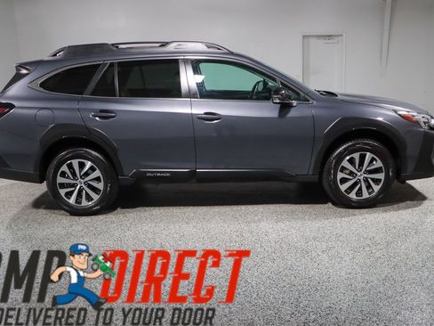 Used 2023 Subaru Outback Premium AWD/4WD image 6