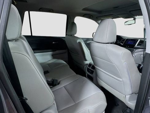 Used 2017 Honda Pilot EX-L image 25