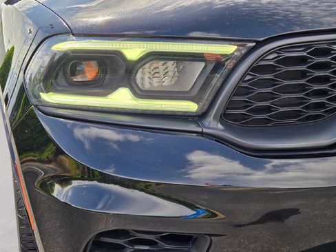 Used 2024 Dodge Durango GT RWD image 2